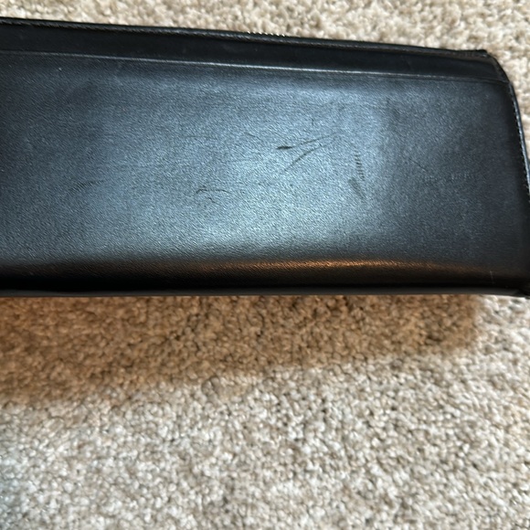 Hanae Mori long wallet. Black/silver hardware. Note the signature butterfly - Picture 5 of 5